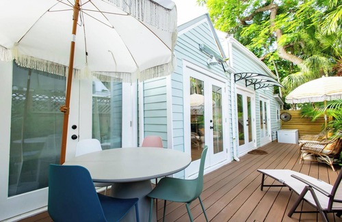 Key West Historic District Cottage | Quaint Key West Escape Old Town - Local Living