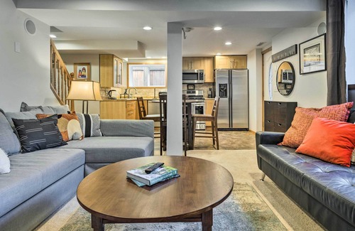 University District Apartment | Quaint Seattle Apt ~ 1 Mi to UW Campus!