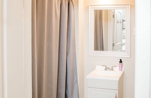 Mason Apartment | Quaint Suite in the heart of Mason