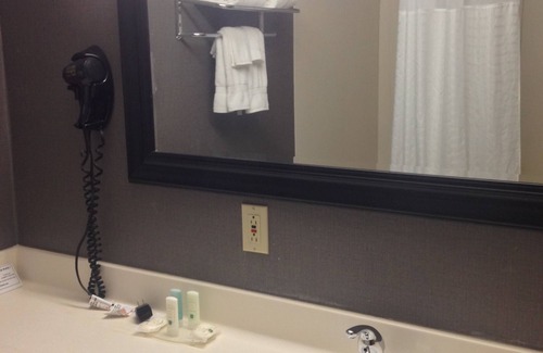 Clarion Hotel | Quality Inn Clarion