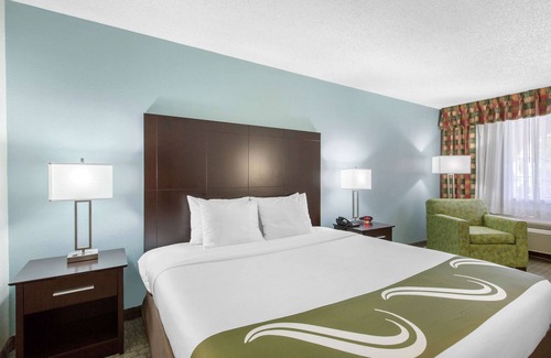 Clute Hotel | Quality Inn Clute Freeport