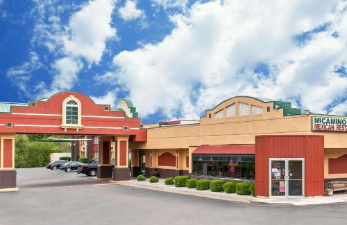 Logansport Hotel | Quality Inn Conference Center Logansport