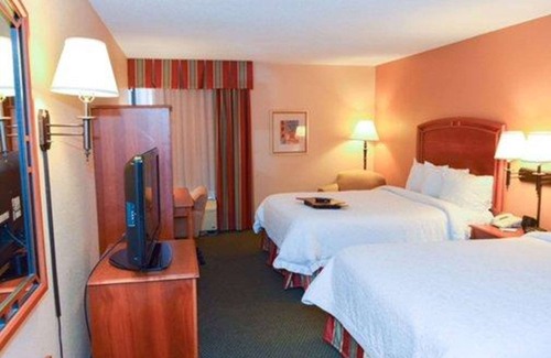 Airport Township Hotel | Quality Inn Florissant - St Louis