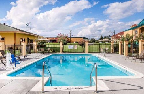 Macon Hotel | Quality Inn Macon West