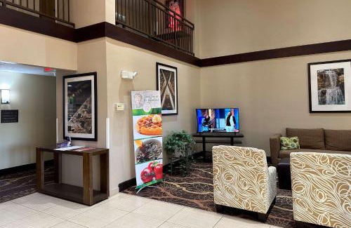 Perryville Hotel | Quality Inn Perryville I-55