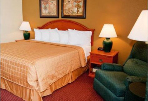 Mount Saint Joseph Hotel | Quality Inn & Suites CVG Airport