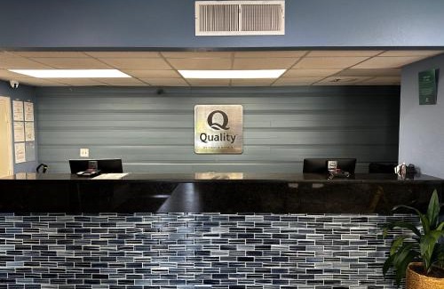 Roselawn Finance Hotel | Quality Inn & Suites