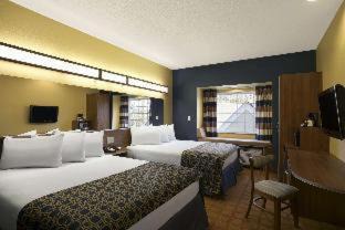 Strabane Hotel | Quality Inn & Suites