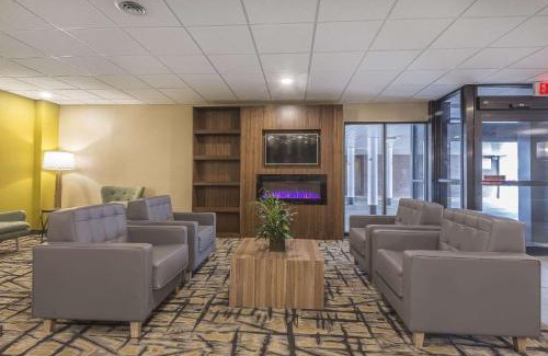 Windsor Hotel | Quality Inn & Suites Windsor - Downtown
