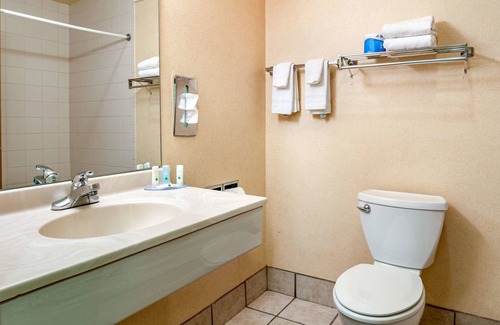 Boyd Acres Hotel | Quality Inn