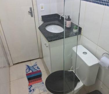 Uberaba Apartment | Quarto de Casal Bem Localizado Em apto Compartilhado AP 204