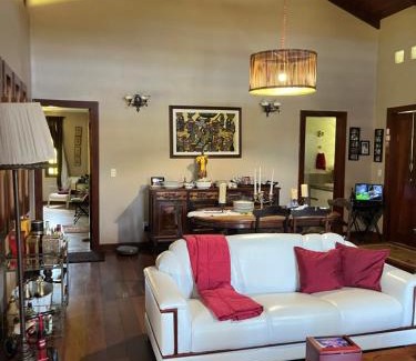 Centro House | Quarto para 2 perto da praia Guarajuba