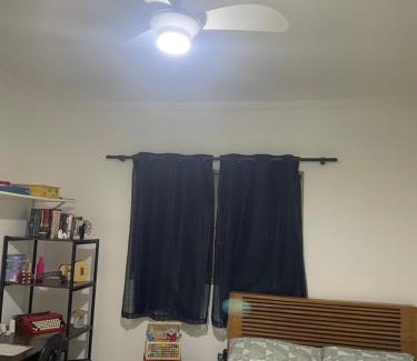 Alfenas House | Quarto para casal com banheiro individual exclusivo para o hóspede em apartamento compartilhado