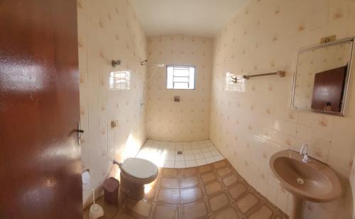 Iturama Bed & Breakfast | Quarto Privativo no Centro com Café da Manhã