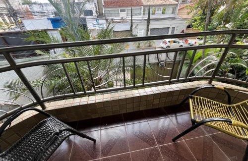 Goiania House | Quartos Quintal Bueno! Com ar, tv e internet no melhor bairro de Goiânia! Perto do Goiânia Shopping, Parque Areião Hospital Premium Mater Dei OVG Vaca Brava Marista Campo do Goiás!