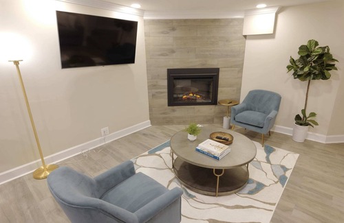 Dupont Circle Apartment | Queen of Q Summary: W