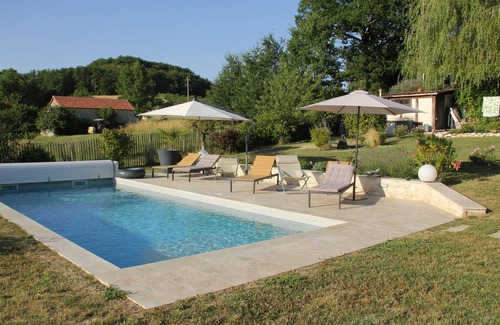 Bagat-en-Quercy House | Quercy Blanc stone house renovated with taste, near Montcuq, 8 pers.