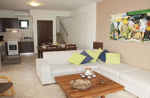 Alikambos Villa | Querini Villa Maria In Alikampos 9km From Sandy Beach
