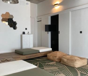 Ghent Hotel | Quest house in the city