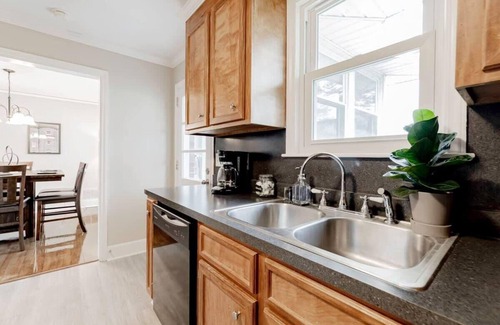 Cayce House | Quick Drive to Ft Jackson - The Indie Rancher