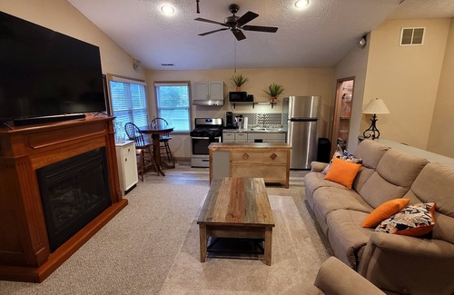 Milan House | Quiet 1/1 in Historic Village of Milan, OH just minutes away from Cedar Point