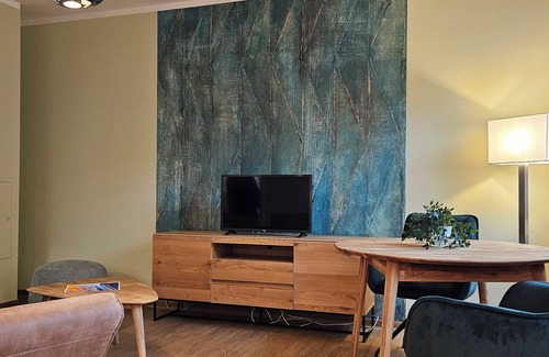 Markgrafenheide Apartment | Quiet 2 room apartment with WLAN on the first floor - MH5