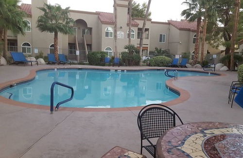 Paradise Condo | Quiet 2Bed/2Bath Las Vegas Condo located 4 miles from Strip