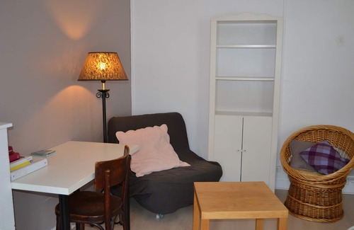 Chateauneuf-sur-Loire House | Quiet 3 person cottage near Loire