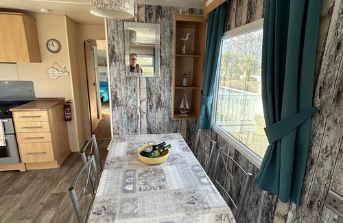White Cross House | Quiet and calm family fun minutes from Newquay
