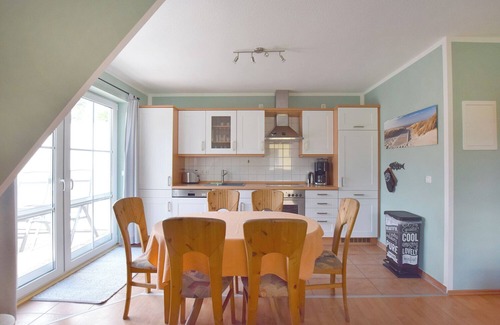 Ostseebad Prerow Apartment | Quiet and centrally located apartment, 4P + K, washing machine, balcony, WLAN, parking lot