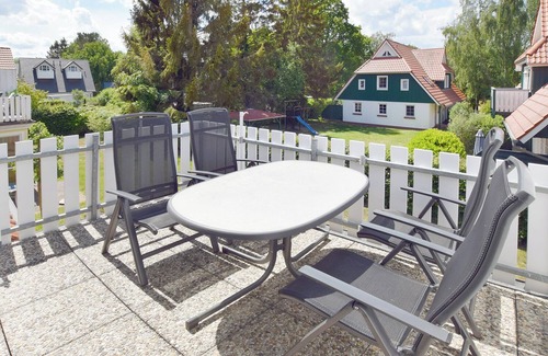 Ostseebad Prerow Apartment | Quiet and centrally located apartment, 4P + K, washing machine, balcony, WLAN, parking lot