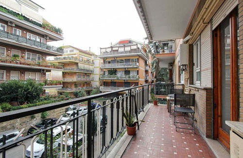 Quartiere XI Portuense Apartment | Quiet and charming house near Trastevere