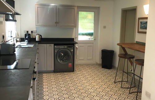 Henwood House | Quiet and secluded farmhouse, with far reaching views, spacious and comfortable