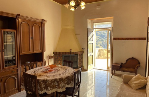 Fuscaldo Apartment | Quiet apartment between seas and mountains