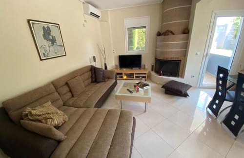 Paralias Apartment | Quiet apartment in Artemis, Athens Airport