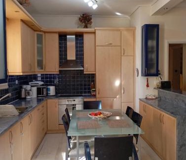Irakleio Apartment | Quiet apartment Neo Irakleio