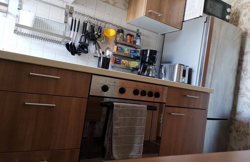 Neupetritor Apartment | Quiet apartment with green view in urban location