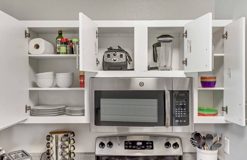 Clearfield Apartment | Quiet Apt - Close to Davis Conference - King Bed