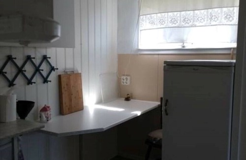 Arendal Apartment | Quiet area 25 walk from the City