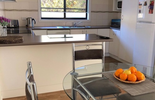 Yarrawonga Apartment | Quiet area across from the lake