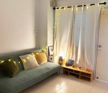 Chang Phueak Apartment | Quiet Budget Room