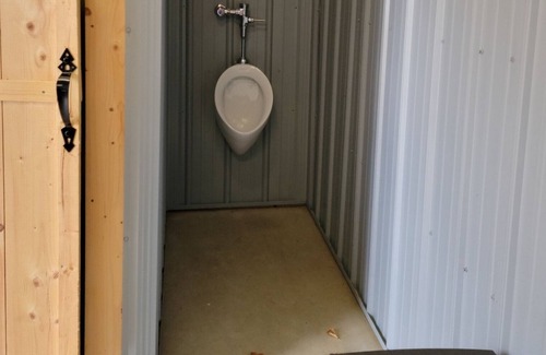 Wilder Cabin | Quiet Cabin at The Retriever Retreat