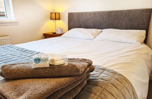 Conon Bridge House | Quiet central Highland location, Inverness 15 minutes drive, NC500 within a few minutes.