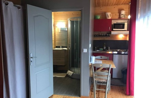 Plailly Ski Chalet | Quiet chalet close to CDG airport, Chantilly, Senlis