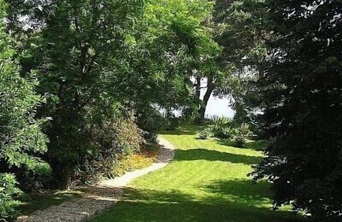 Shanklin Apartment | Quiet Cliff Top Location With Beautiful Views