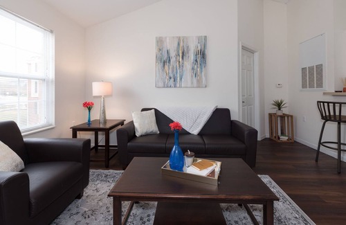 Fairborn House | Quiet & Comfortable Getaway Near the Airforce Base.
