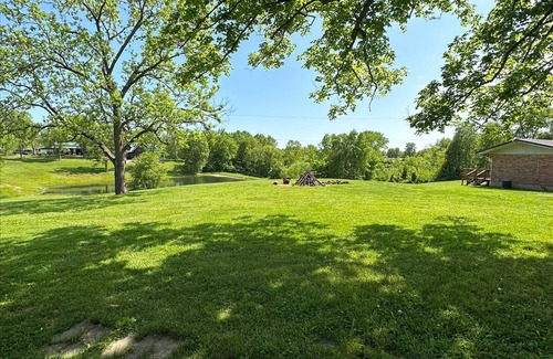 Glouster Cottage | Quiet Cottage in the heart of Burr Oak State Park.