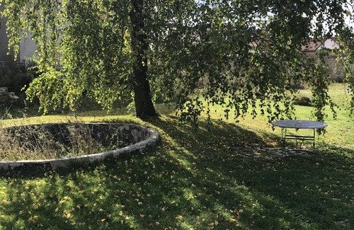 Wedderstedt Apartment | Quiet country house 2-room apartment with 9000 sqm garden - Wedderstedt