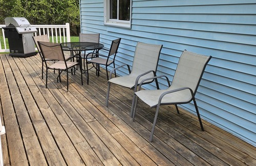 Medford House | Quiet Country Aire is what we are all about. Relaxing, peaceful, and beautiful!