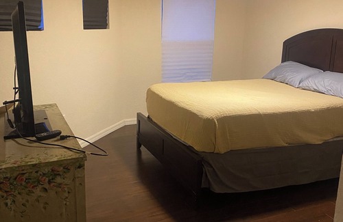 Wedgefield Apartment | Quiet Country Estate Orlando/Space Coast 1bedroom Suite.